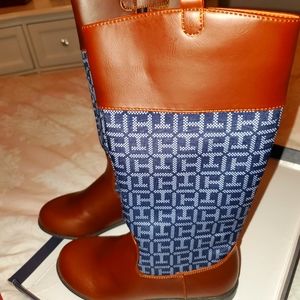 New size 2 girls Tommy Hilfiger riding boots